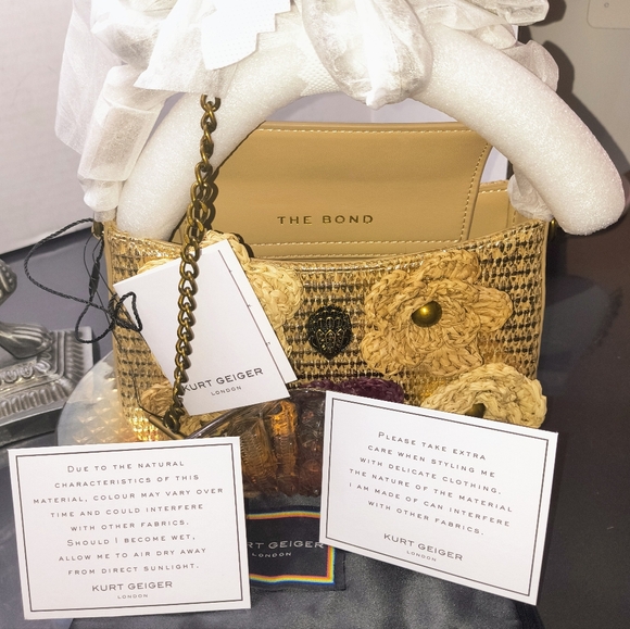 Kurt Geiger London Mini Flower Bond Shoulder Bag - Picture 8 of 11